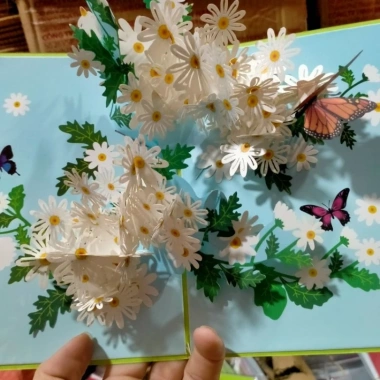 Thiệp 3D Dựng Giấy Nổi Vườn Hoa Xuyến Chi Pop Up Card Giá Ưu Đãi 39.000 VND