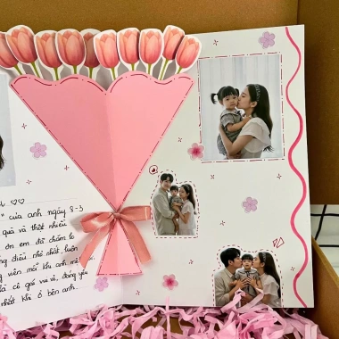 Thiệp bó hoa 8/3 - Quà tặng phụ nữ Việt, mẹ, cô giáo, người yêu, vợ chỉ 15.000 VND (giá gốc 18.600 VND)