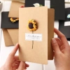 Thiệp Giấy Handmade Kraft Vintage Hoa Khô HAPPI 17x11cm - Hai Bông, Giá 8.900₫ 4