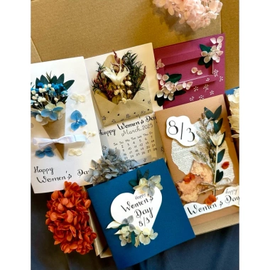 Thiệp Handmade 8-3 LaAnn - Hoa khô tinh tế, quà tặng ngày Quốc tế Phụ nữ 39.000đ 2