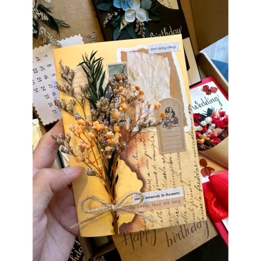 Thiệp Handmade hoa khô phong cách bullet journal vintage - Quà tặng ý nghĩa LaAn chỉ 40.000₫