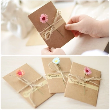 Thiệp Handmade Quà Tặng Năm Mới, Valentine, 8/3, Sinh Nhật - Phụ Kiện 6.688 10.999đ 9 Thiệp Handmade Quà Tặng Năm Mới, Valentine, 8/3, Sinh Nhật - Phụ Kiện 6.688 10.999đ 9
