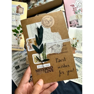Thiệp handmade vintage bullet journal – Quà tặng ý nghĩa, giá ưu đãi 31.000 5 Thiệp handmade vintage bullet journal – Quà tặng ý nghĩa, giá ưu đãi 31.000 5