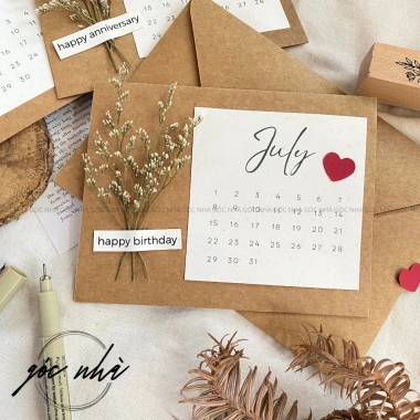 Thiệp Handmade Vintage Hoa Khô Đa Dụng Ngày Tháng – Sinh Nhật, Valentine, Cảm Ơn – Giá 24.000₫ 6 Thiệp Handmade Vintage Hoa Khô Đa Dụng Ngày Tháng – Sinh Nhật, Valentine, Cảm Ơn – Giá 24.000₫ 6