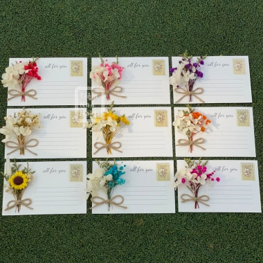 Thiệp hoa khô handmade cao cấp kèm bao thư sinh nhật 8/3 20/10 Giáng sinh 8.000đ