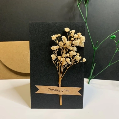 Thiệp hoa khô handmade tặng tình yêu kèm phong thư hoa baby màu ngẫu nhiên - 20.000₫