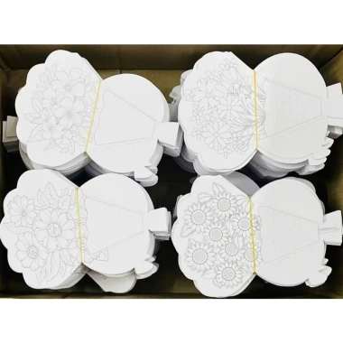Thiệp tô màu 3D gấp được cho bé – Quà tặng mẹ, cô giá ưu đãi 20.000 VNĐ 3