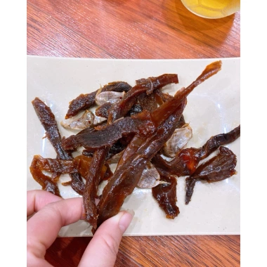 Thịt bò khô que ướt cháy tỏi phố cổ 200g-500g - Không chất bảo quản, giá ưu đãi 75.000 VND