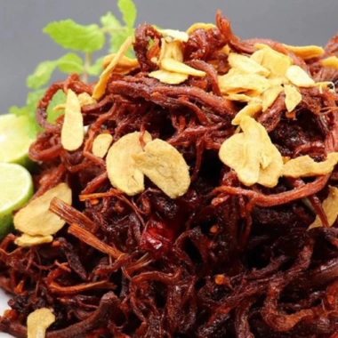 Thịt khô heo cháy tỏi 500g - Giòn tan, vị tỏi thơm, giảm giá 38.500đ 2