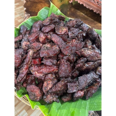 Thịt lợn gác bếp vai giòn 500g kèm chấm chéo ưu đãi 215.000₫ - Giảm giá mạnh 8 Thịt lợn gác bếp vai giòn 500g kèm chấm chéo ưu đãi 215.000₫ - Giảm giá mạnh 8