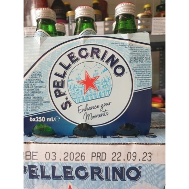 Thùng 24 chai San Pellegrino Glass 250ml nước khoáng có gas Italia 860.000đ