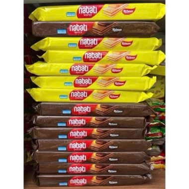 Thùng 24 gói Nabati 110g Vị Socola và Phomai - Bánh xốp thơm ngon, giá 261.210₫