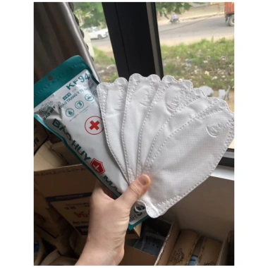 Thùng 300 chiếc Khẩu trang y tế KF94 4 lớp, siêu dày, kháng khuẩn, lọc bụi mịn - Tiêu chuẩn Hàn Quốc 4 Thùng 300 chiếc Khẩu trang y tế KF94 4 lớp, siêu dày, kháng khuẩn, lọc bụi mịn - Tiêu chuẩn Hàn Quốc 4