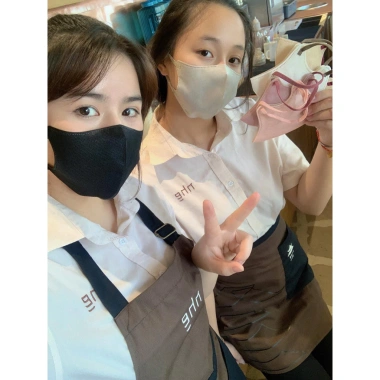 Thùng 300 khẩu trang 6D Taki Mask không đau tai, mềm mại - Giá 82.000 VND, hottrend
