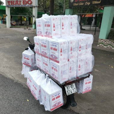Thùng 6 chai thủy 500ml Nước mắm nhì cá cơm Bé Bầu - THƯỢNG HẠNG, Ngon Nhất, Giá chỉ 369.000đ (Giá gốc 453.870đ)
