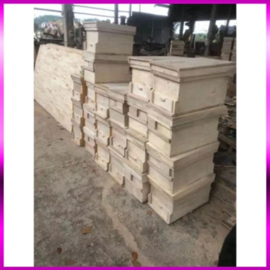 Thùng Nuôi Ong Lấy Mật, Vách Ngăn, 5 Cầu Gỗ Gạo SH88 - Giá Ưu Đãi 224.000đ 2 Thùng Nuôi Ong Lấy Mật, Vách Ngăn, 5 Cầu Gỗ Gạo SH88 - Giá Ưu Đãi 224.000đ 2