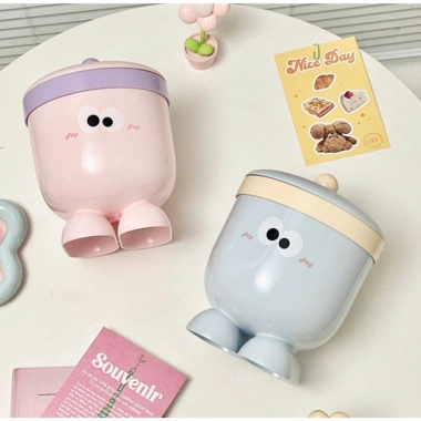 Thùng rác để bàn nhựa mini dễ thương có nắp - Phòng ngủ & Văn phòng, 47.900₫ 3 Thùng rác để bàn nhựa mini dễ thương có nắp - Phòng ngủ & Văn phòng, 47.900₫ 3