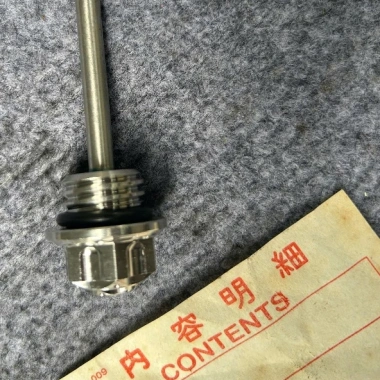 Ti Thăm Nhớt CNC Honda Cub 81 88 78 86 82 - Nhôm Phay CNC Cao Cấp, Sắc Nét, Giá 90k 2 Ti Thăm Nhớt CNC Honda Cub 81 88 78 86 82 - Nhôm Phay CNC Cao Cấp, Sắc Nét, Giá 90k 2