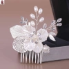 Tiara cô dâu handmade hợp kim giả ngọc trai họa tiết hoa trắng, chỉ 56.160₫ 4