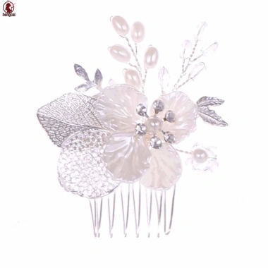 Tiara cô dâu handmade hợp kim giả ngọc trai họa tiết hoa trắng, chỉ 56.160₫