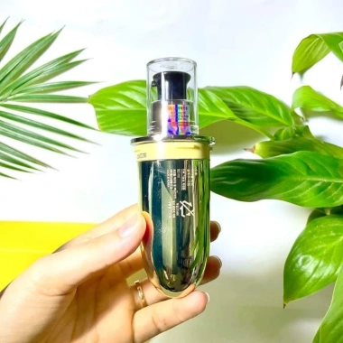 Tinh chất dưỡng trắng da căng mướt Ohui Miracle Toning Flow Serum - Giá ưu đãi 1,300,000 VND