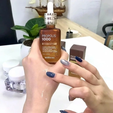 Tinh chất keo ong WellDerma Propolis 1.000 - Dưỡng da chống oxy hoá phục hồi - 294.000