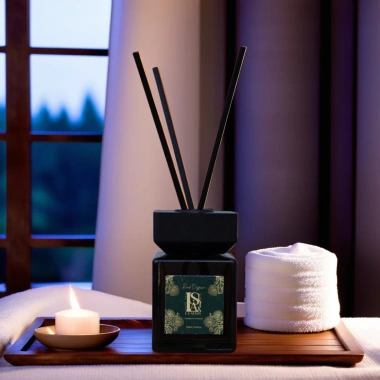 Tinh Dầu Thơm Phòng LA SENZE Noir de Lune 100ml - Hương Sang Trọng, Giá 265k