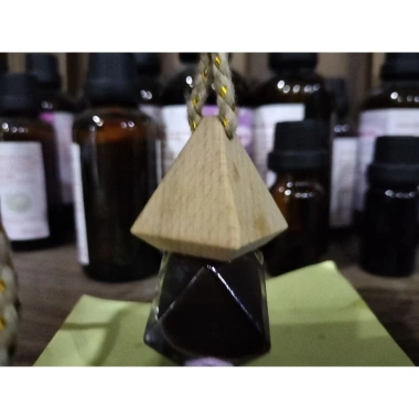 Tinh Dầu Treo Xe Cà Phê Nguyên Chất 10ml: Hương Thơm Tự Nhiên, Giá 15.000₫