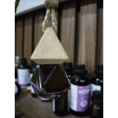 Tinh Dầu Treo Xe Cà Phê Nguyên Chất 10ml: Hương Thơm Tự Nhiên, Giá 15.000₫