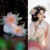 Tóc giả vintage gradient hoa tinh tế lấp lánh, phù hợp tóc dày và xoăn tạo kiểu