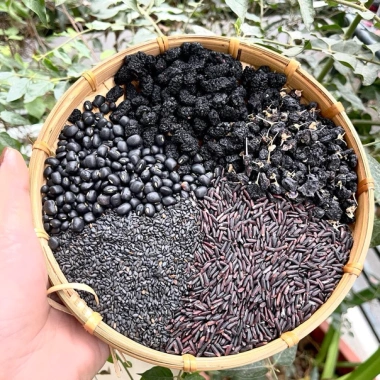Trà Ngũ Hắc 30 Gói – Làm Đen Tóc, Mọc Tóc, Đẹp Da & Dáng, Tặng Chai Thủy Tinh Hoặc Túi Lọc, Giá Ưu Đãi 175.000đ