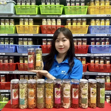 Trà Tiểu Long Châu Hoa Lài Xoắn 1kg - Trà Xanh Thượng Hạng Hạnh Nguyên, Giá Ưu Đãi 525.600đ