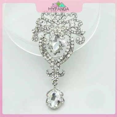 Trâm cài tóc cô dâu thổ cẩm MYPANDA - Đá pha lê kim cương giả lớn, chỉ 53.900₫ 4 Trâm cài tóc cô dâu thổ cẩm MYPANDA - Đá pha lê kim cương giả lớn, chỉ 53.900₫ 4
