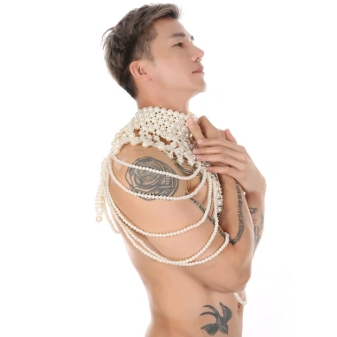 Trang phục cosplay hoàng cung đính ngọc trai xuyên thấu nam nữ - Giá ưu đãi 583,200₫ 7 Trang phục cosplay hoàng cung đính ngọc trai xuyên thấu nam nữ - Giá ưu đãi 583,200₫ 7