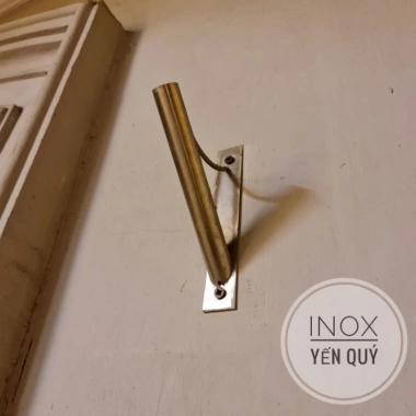 Tréo Cờ Tổ Quốc nghiêng, cắm cờ inox gắn tường - chỉ 69.000₫ (giá gốc 84.180₫)