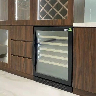 Tủ Bảo Quản Malloca MWC-46BG 127L - Bảo hành 3 năm, Công nghệ hiện đại, Giữ hương vị, 22.9 triệu 7 Tủ Bảo Quản Malloca MWC-46BG 127L - Bảo hành 3 năm, Công nghệ hiện đại, Giữ hương vị, 22.9 triệu 7