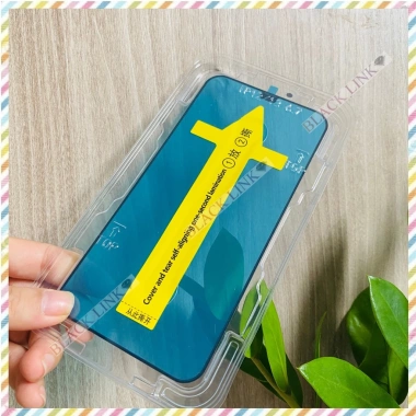 Tự dán kính cường lực iPhone full màn trong suốt, tự hút bụi, giá chỉ 20.999đ - phù hợp iPhone 6-15, Pro Max 7