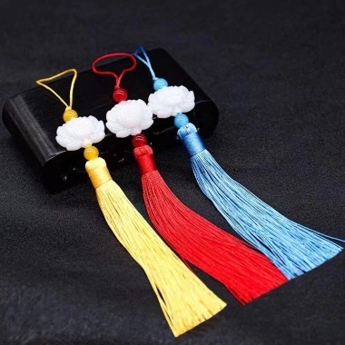 Tua rua ngọc bội hoa sen 22cm handmade - Đẹp đa màu, giá chỉ 20.000₫ 8 Tua rua ngọc bội hoa sen 22cm handmade - Đẹp đa màu, giá chỉ 20.000₫ 8