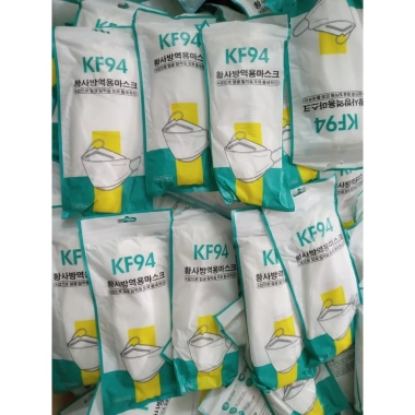 Túi 100 khẩu trang KF94 4 lớp kháng khuẩn chống bụi mịn giá chỉ 40.000