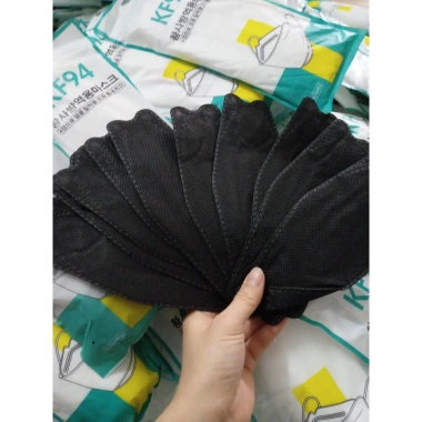 Túi 100 khẩu trang KF94 4 lớp kháng khuẩn chống bụi mịn giá chỉ 40.000