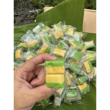 Túi 1kg Kẹo dừa sầu riêng lá dứa thơm ngon - Giảm giá Tết 160.000 VND