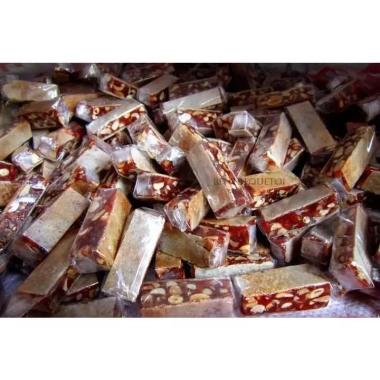 Túi 250/500gr Kẹo Chuối Gừng Cốt Dừa Đậu Phộng Bánh Tráng Viên Dài Giá chỉ 59.000đ 9
