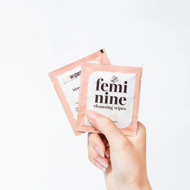 Túi 50 Gói Khăn Giấy Ướt EcoWipes Vệ Sinh Phụ Nữ Hương Daisy Thơm Mát - 108k 3 Túi 50 Gói Khăn Giấy Ướt EcoWipes Vệ Sinh Phụ Nữ Hương Daisy Thơm Mát - 108k 3