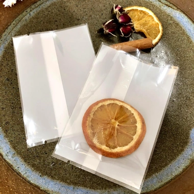 Túi 7x10 cm đựng trà bánh kẹo 1 mặt trắng - 1 mặt trong, combo 100 túi bóng hàn miệng, giá chỉ 18.000₫