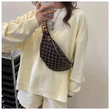 Túi bao tử đeo chéo nữ phong cách trẻ trung năng động - Giá 89.000đ