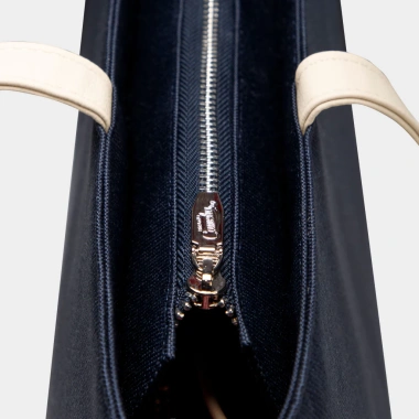 Túi Camelia Brand Compact Tote Thiết kế gọn nhẹ, giá ưu đãi 600.000₫