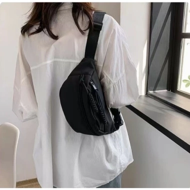 Túi Canvas Đeo Chéo Nữ Thể Thao TUI-86 Dây Kéo Đôi Túi Đeo Hông Cá Tính 44.999₫