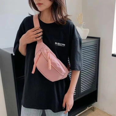 Túi Canvas Đeo Chéo Nữ Thể Thao TUI-86 Dây Kéo Đôi Túi Đeo Hông Cá Tính 44.999₫