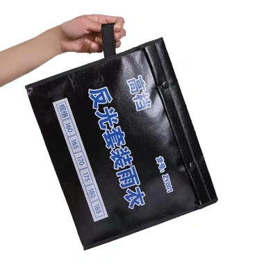 Túi chống thấm đựng quần áo mưa nhỏ gọn, màu đen, phù hợp cốp xe và ba lô