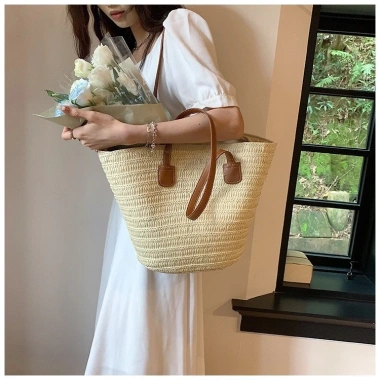 Túi Cói Đeo Vai Size Lớn Mã 058 Đi Biển Quai Da Xịn Xò Hotren 2.024 Giảm Giá 5 Túi Cói Đeo Vai Size Lớn Mã 058 Đi Biển Quai Da Xịn Xò Hotren 2.024 Giảm Giá 5